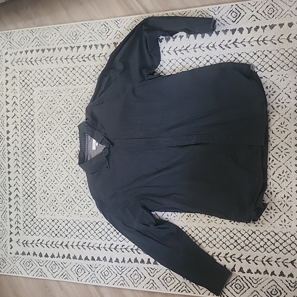 Old Navy Button up shirt